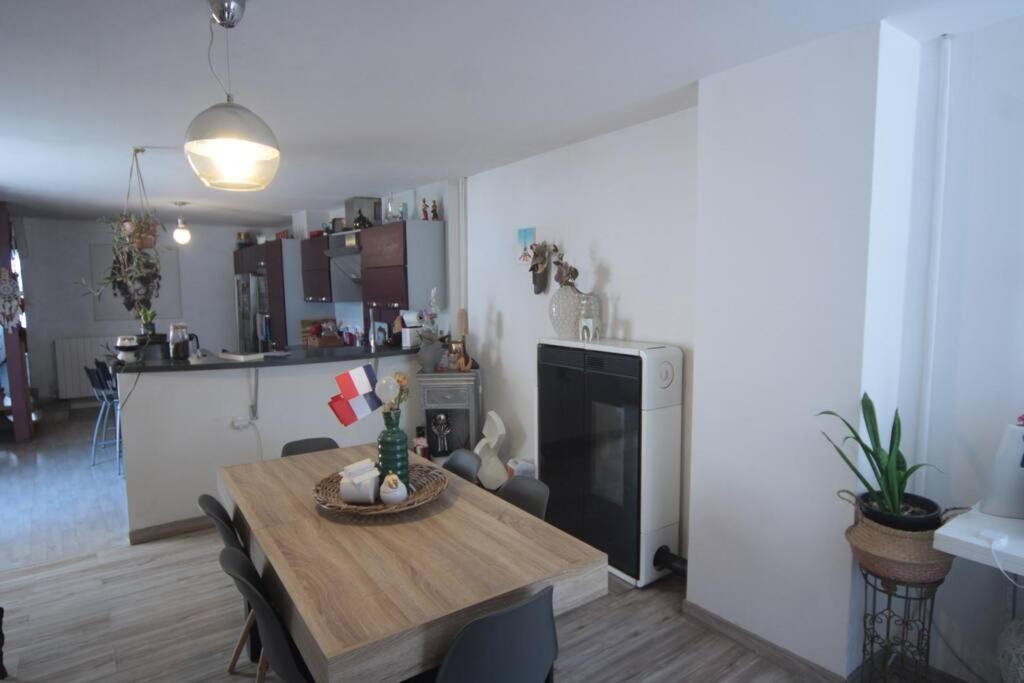 Appartement 90 M2 Vic-sur-Seille Екстер'єр фото